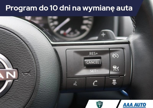 Nissan Qashqai cena 112001 przebieg: 29901, rok produkcji 2022 z Sieradz małe 254